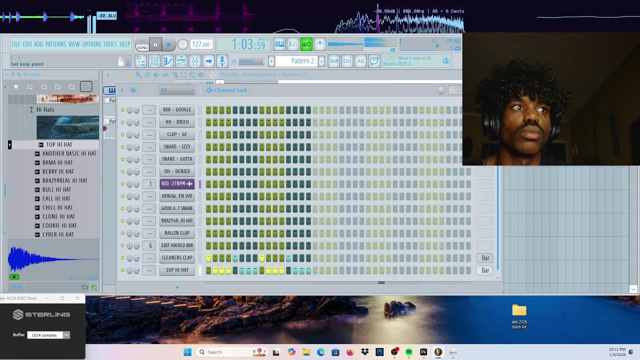 making beats on live