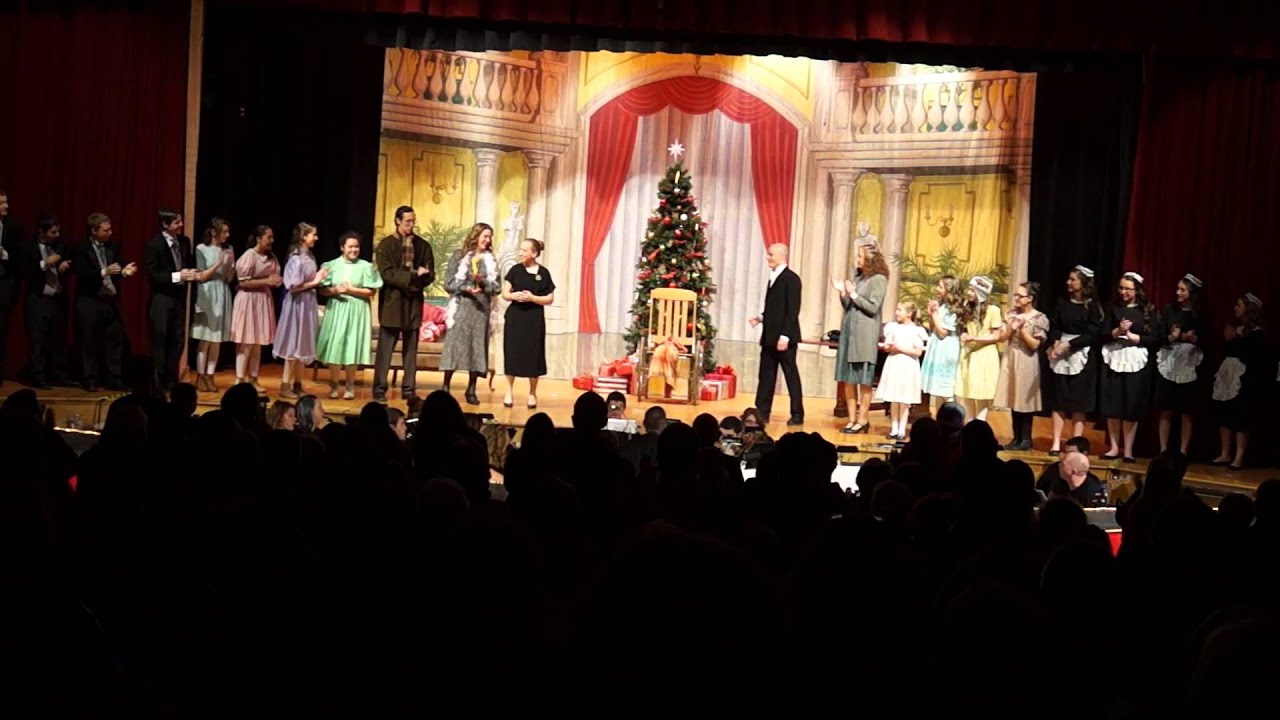 Annie - Bows and Exit Music