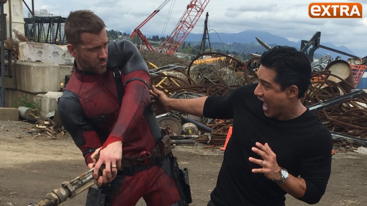 Exclusive! 'Extra' on the 'Deadpool' Set with Ryan Reynolds
