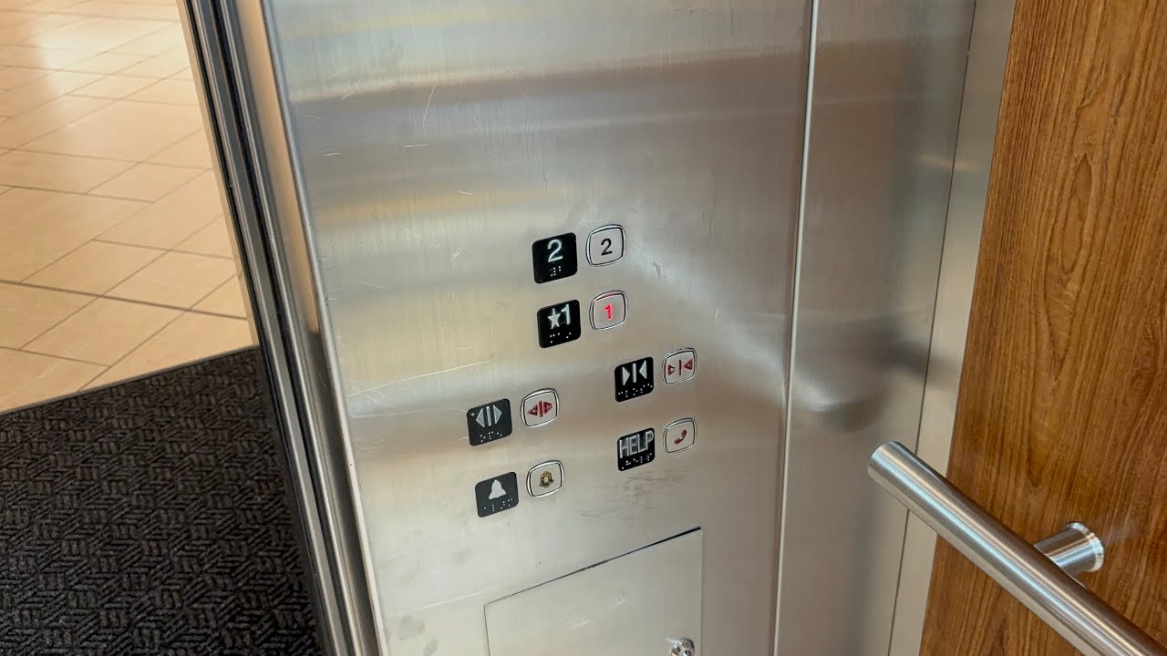 Elevator at the chinook mall