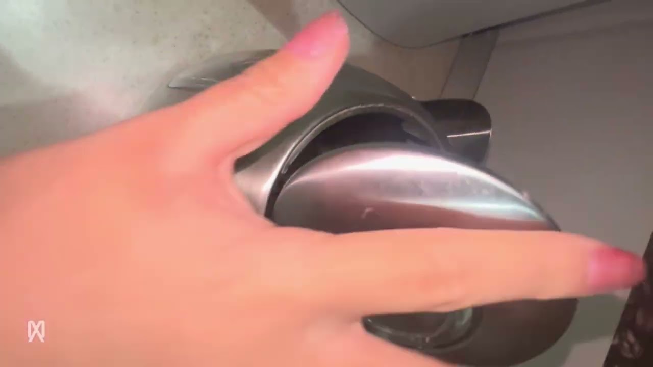 Asmr tapping 🩶🤍