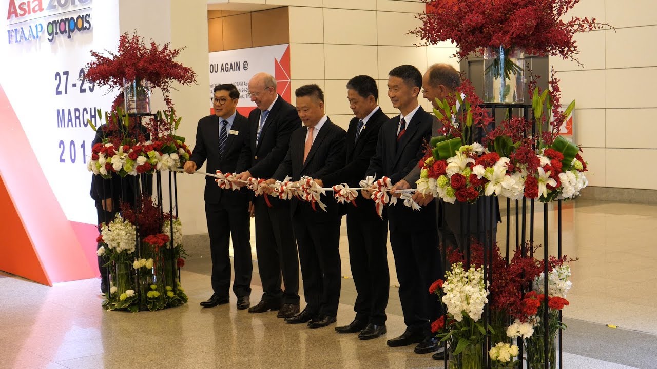 Official opening of VICTAM Asia 2018 with Henk van de Bunt