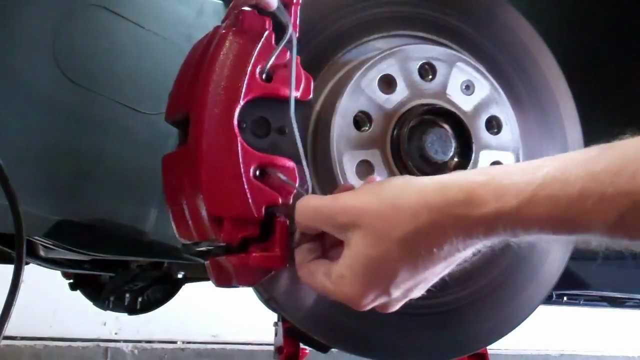 2011 VW GTI: Ep. 46: Changing Front Brake Pads