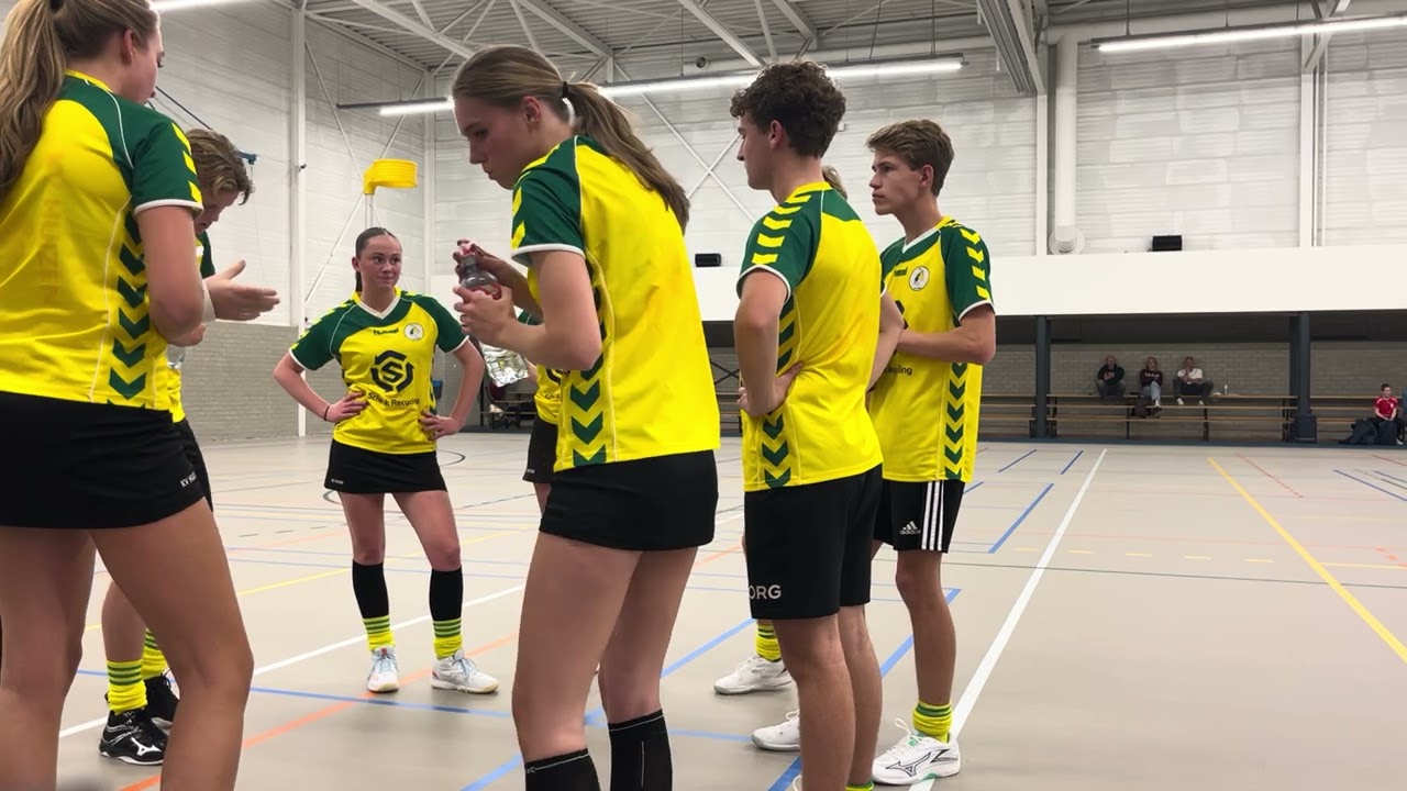 OKV U19-1 - Huizen U19-1 1e helft