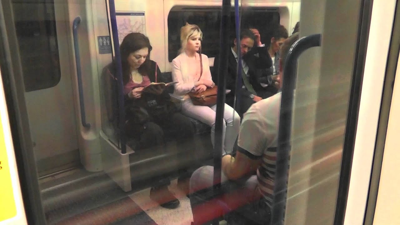 Full Journey On The Victoria Line From Walthamstow Central to Brixton