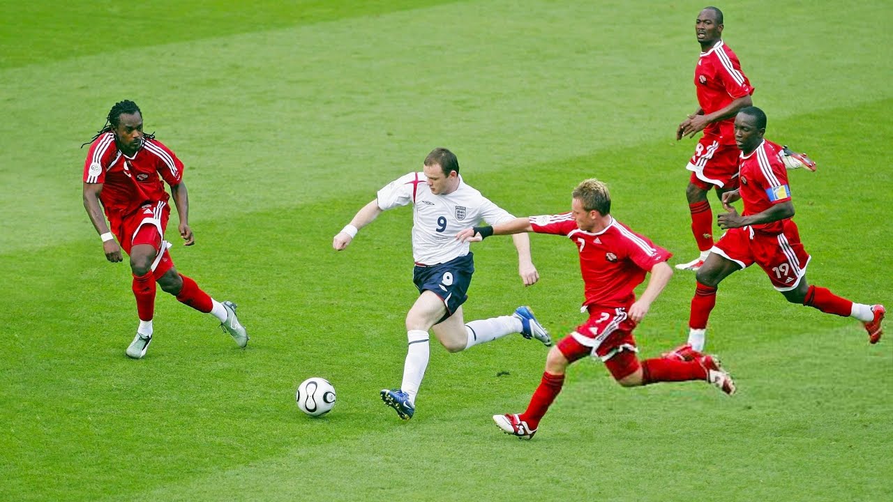 Wayne Rooney Biggest Skill video Ever !!