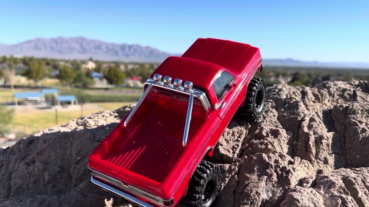 Trx4m high trail k10.Trying out Injora Swamp Stomper tires.
