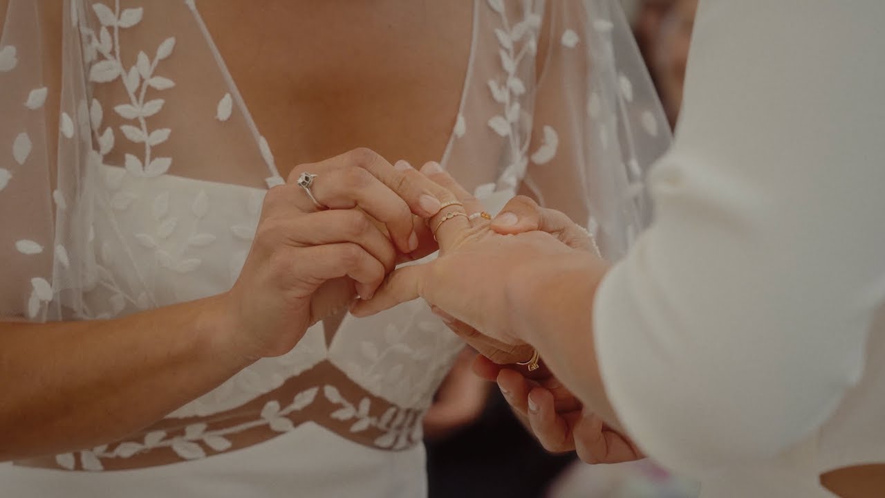 Film de mariage à Saint-Malo – Mariage de Ségolène & Valentine | Vidéaste mariage Bretagne