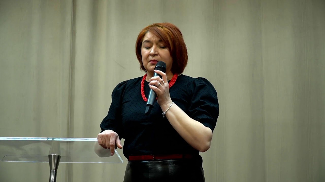 Недільне служіння. Церква 