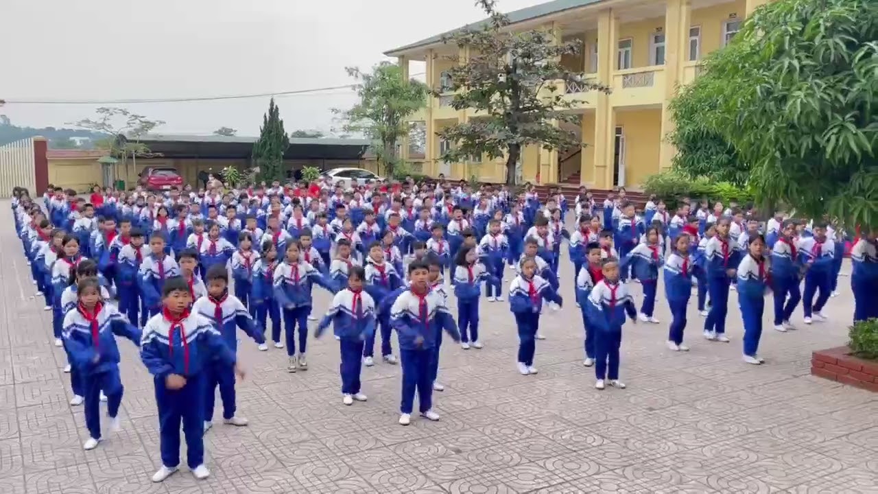 ĐỒNG DIỄN: HÁT MÃI KHÚC QUÂN HÀNH
