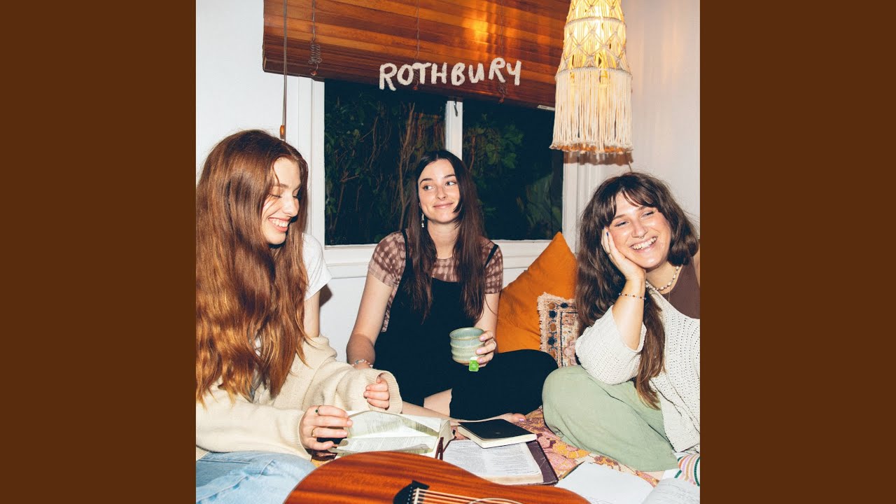 Christmas Song (feat. Kate Gurren, Grace Coleman, Tiff Willmott)