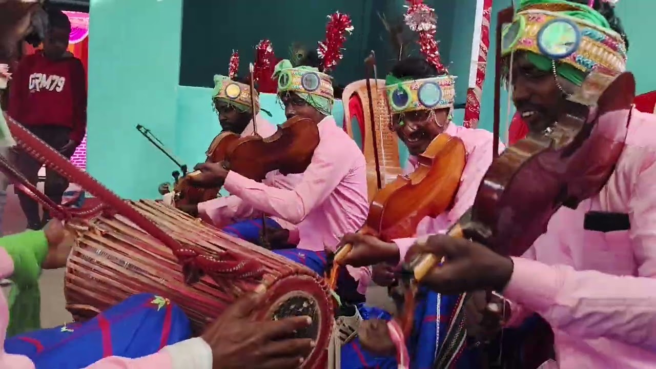 Santali mandaroya kora