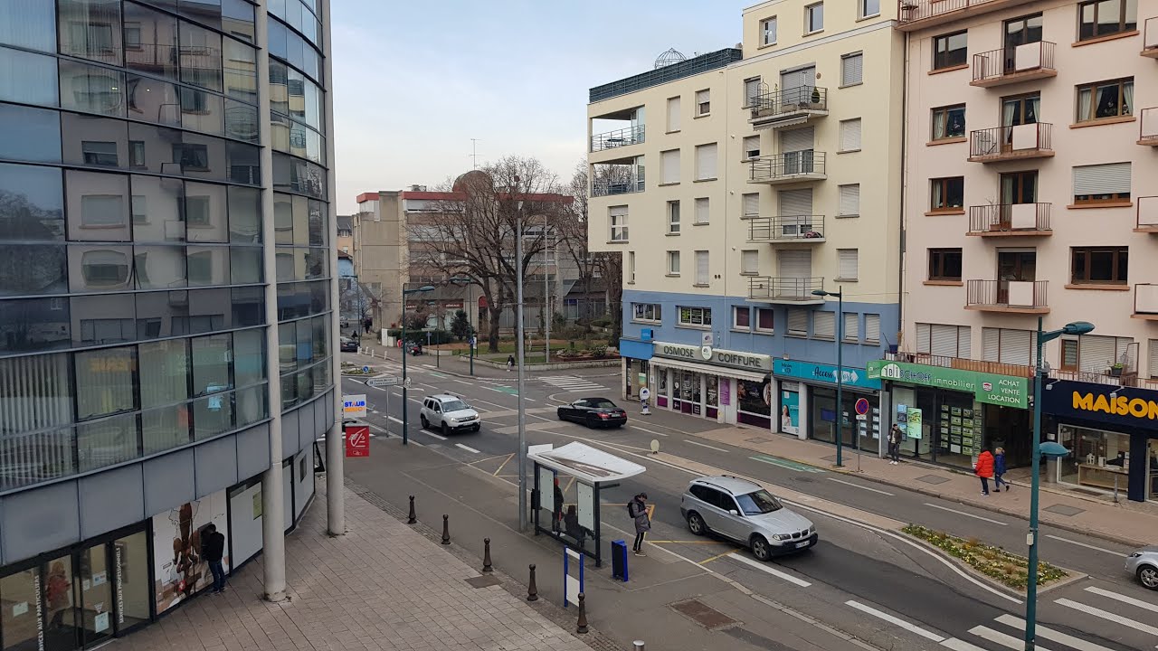 Appartement 4 pièces 3 chambres avec terrasse, cave et parking sécurisé à vendre sur Saint Louis
