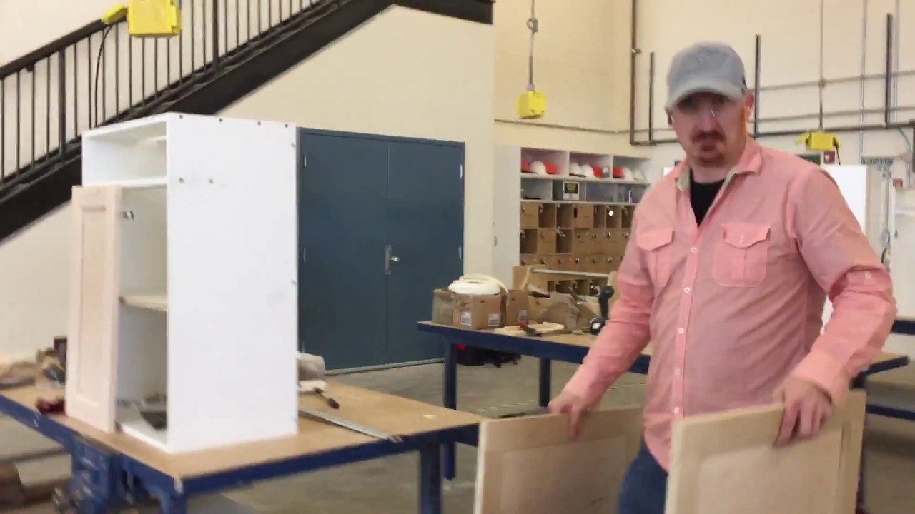Carpinteria en Canada | Escuela - Haciendo Cabinets 🇨🇦