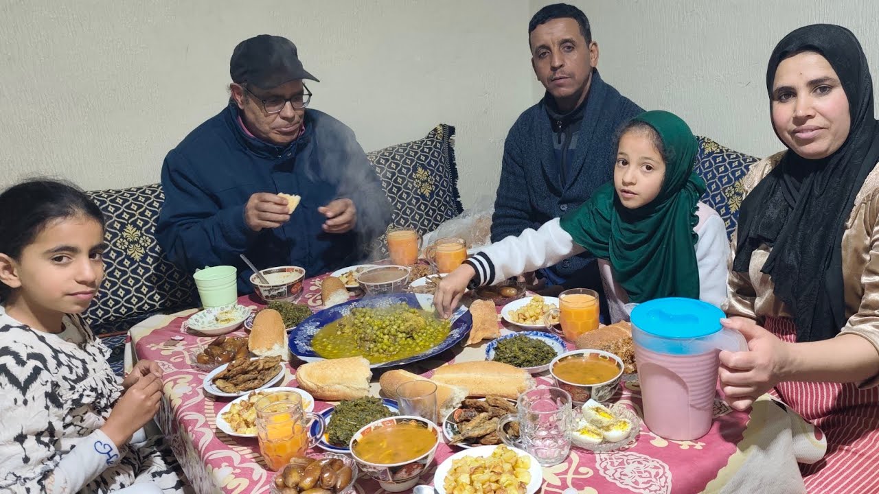 ما كيجي عندك غير لي كيبغيك🥰مرحبا بيه مسكين جا فطر معانا🤗لي قبل علينا مرحبا بيه عدنا☺️