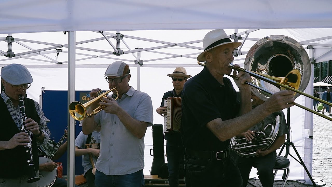 30. Gartenmarkt mit srs-jazzmen