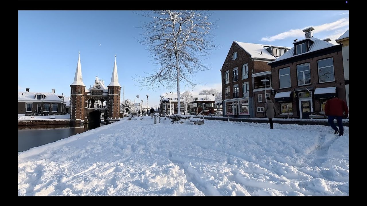 Snow in Sneek (Netherlands) | Winter Walk with Crisp Audio - ASMR