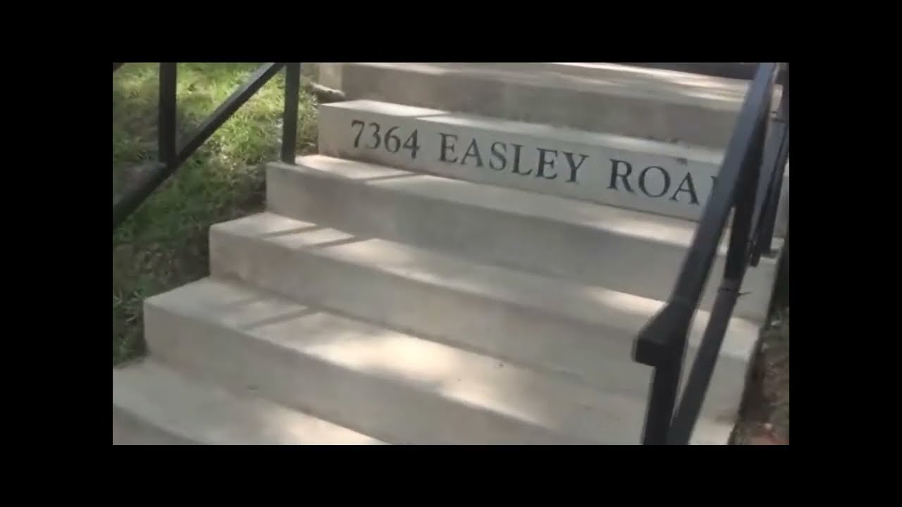 Lynyrd Skynyrd Monument Magnolia, Mississippi Gene Odom Free Bird