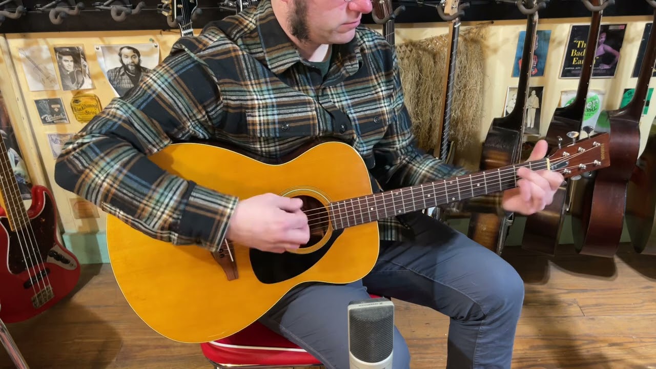 1960s Yamaha FG-150 000-size guitar