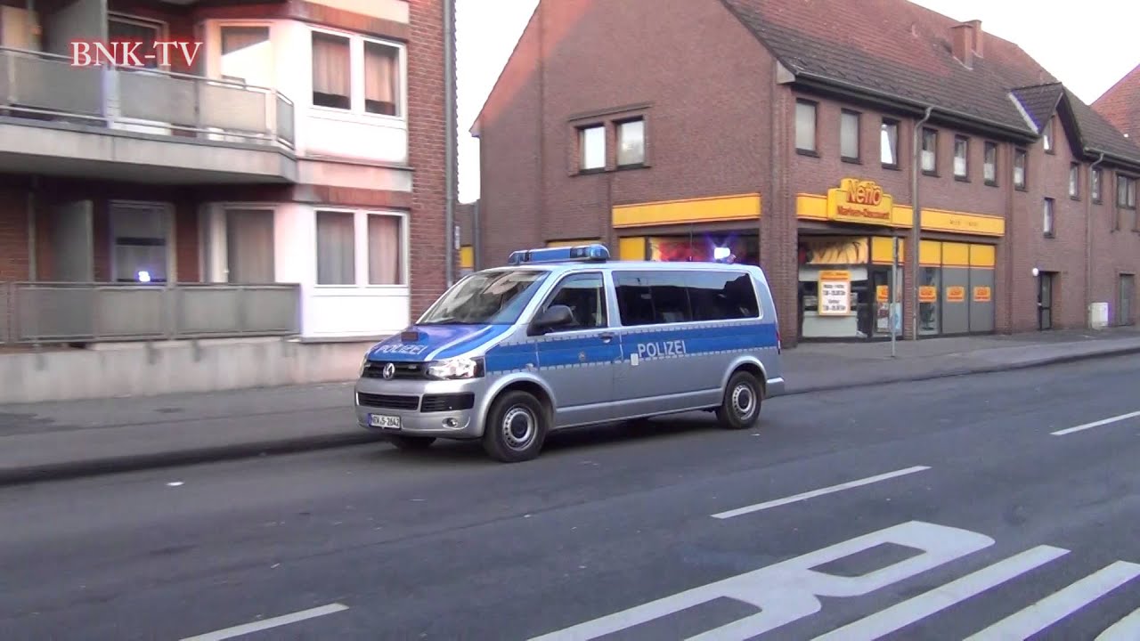 FuStKW Polizei Krefeld (Karneval 2015)