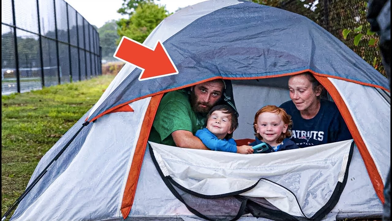 Un p&egrave;re pauvre de 3 enfants donne ses derniers 2 dollars &agrave; un &eacute;tranger. Vous ne croirez pas...