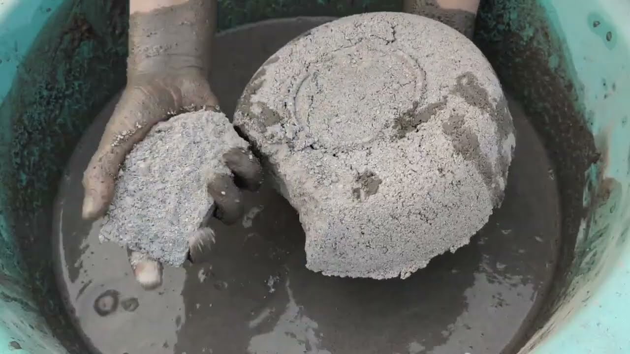 Asmr - sand cement crumbling in water 💦