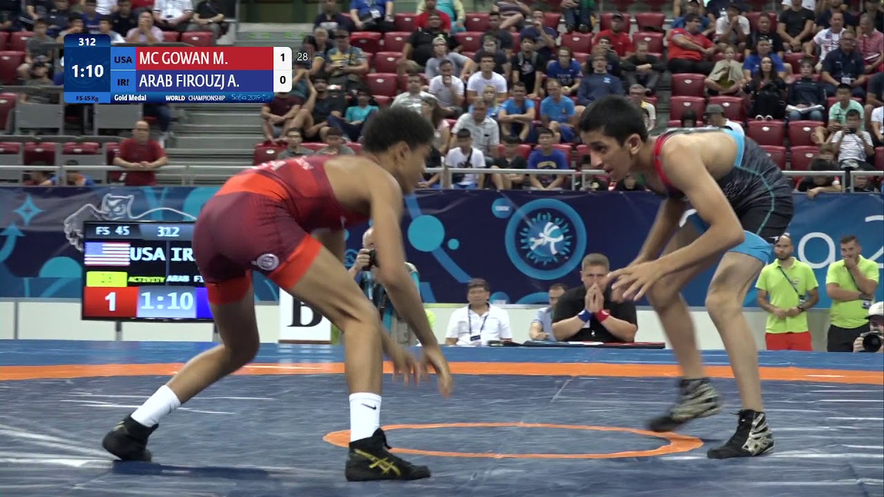 GOLD FS - 45 kg: M. MC GOWAN (USA) v. A. ARAB FIROUZJ (IRI)