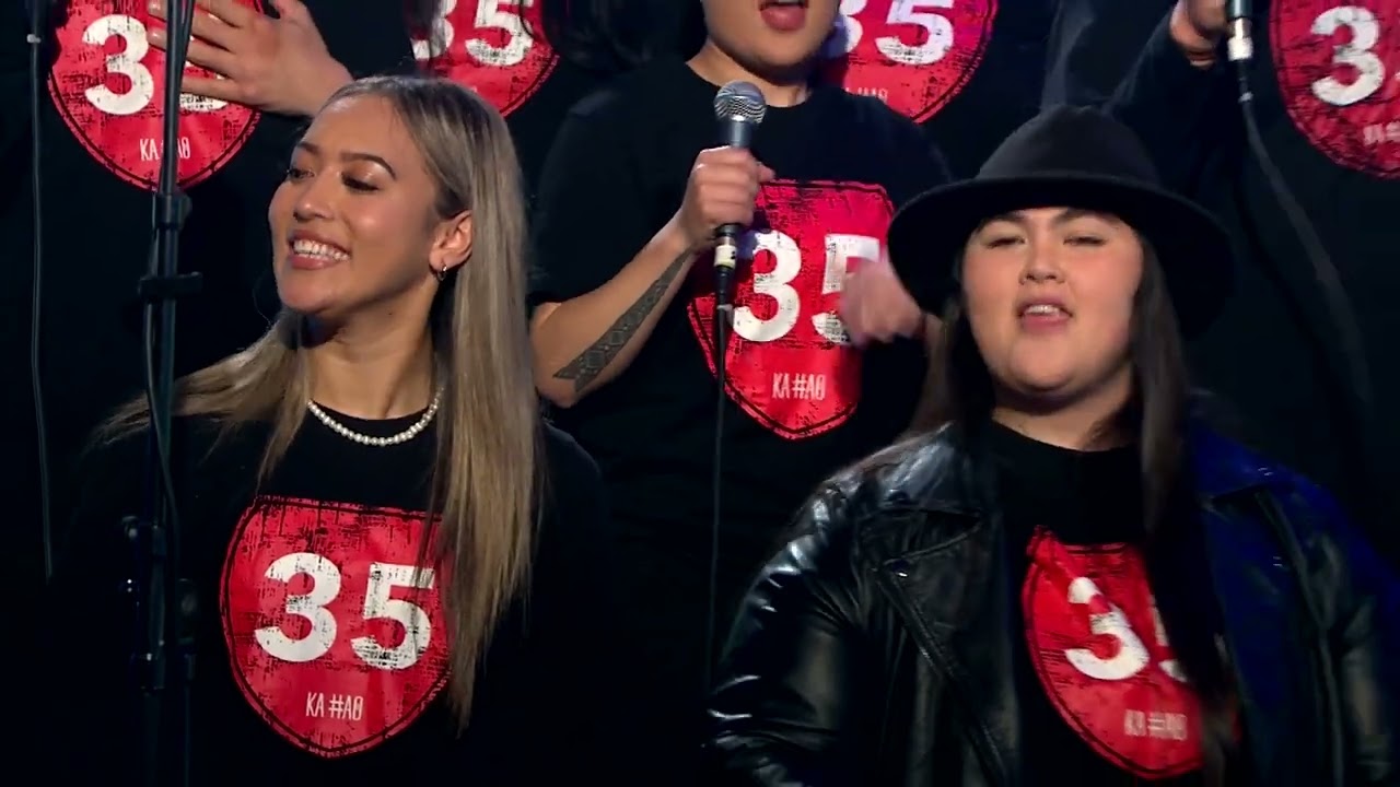 Waiatatia ai e Rob Ruha me te rōpū Ka Hao te waiata 35! (16/09/22) | Te Kaupapa