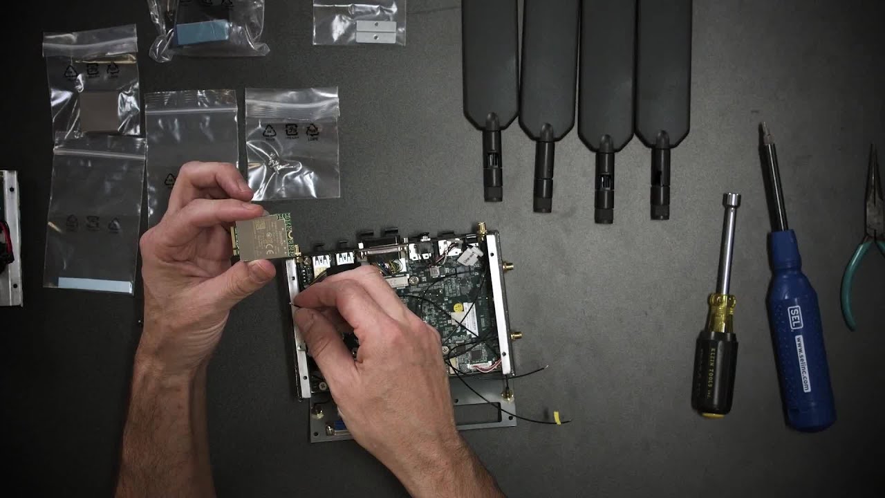 Dell Edge Gateway 3200 5G customer kit installation