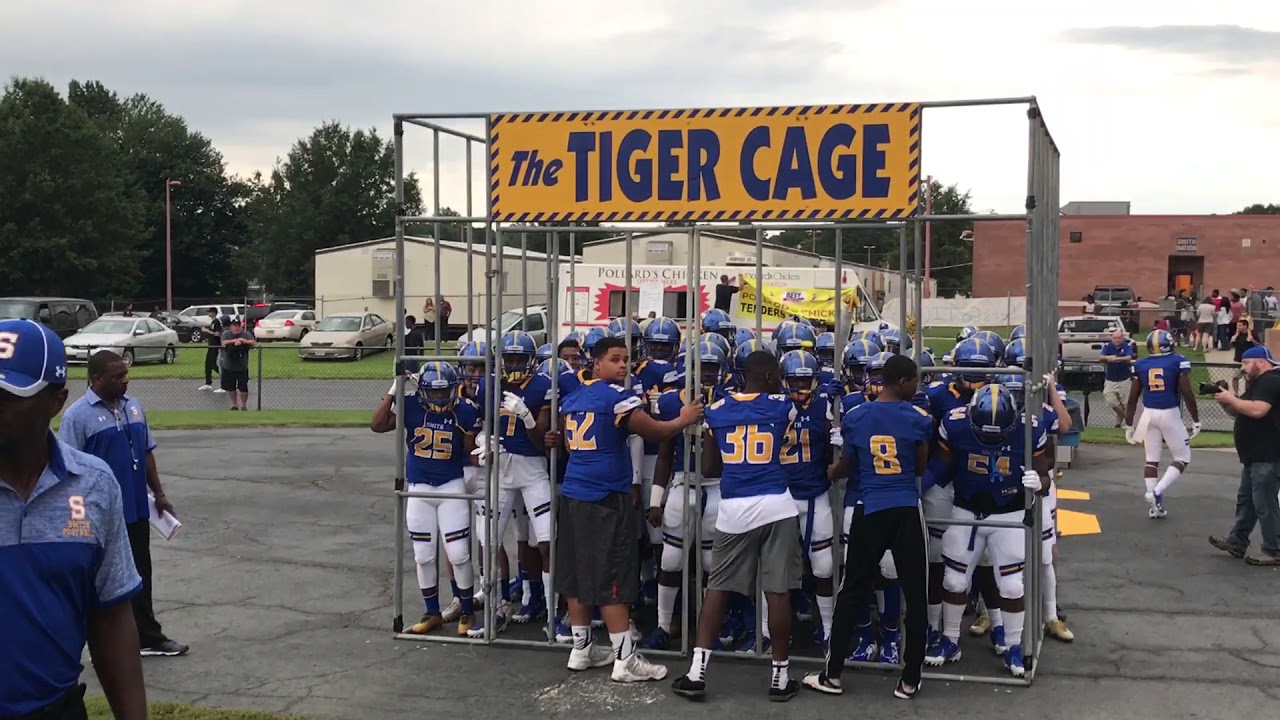 Oscar Smith Extended Entrance
