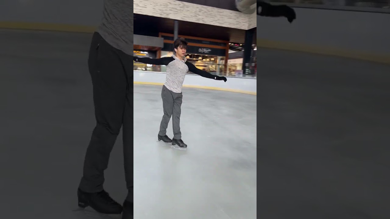 S&iacute;gueme para m&aacute;s videos as&iacute;, tips de patinaje y m&aacute;s! 😉👌⛸️❄️ #figureskating #yurionice
