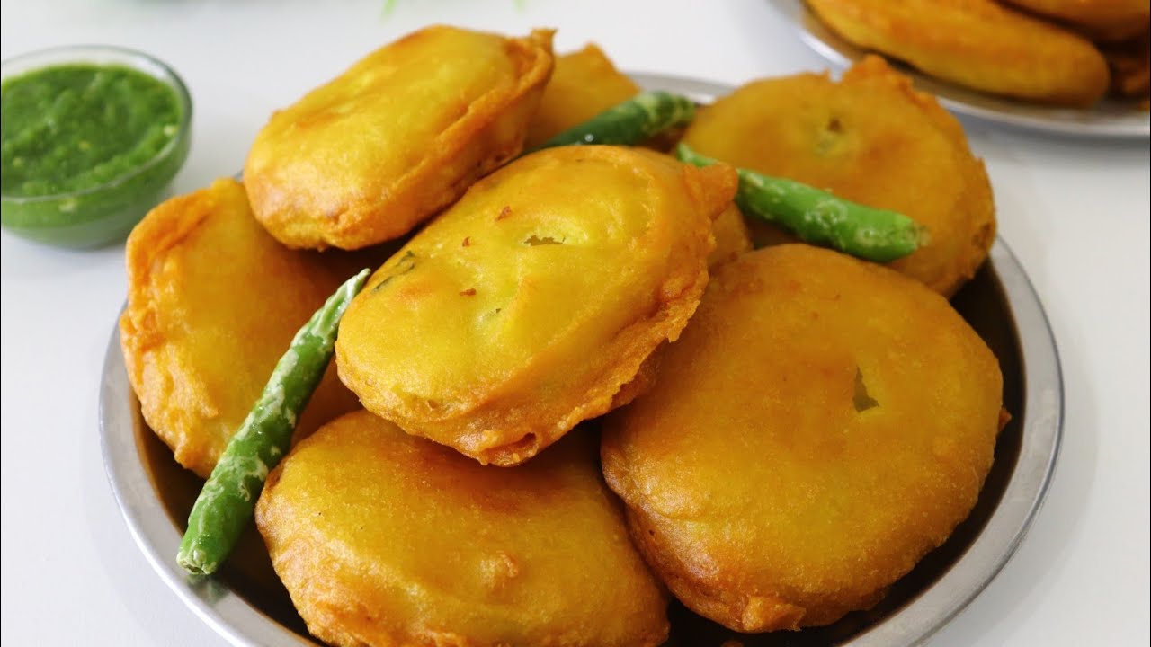 बिना सोडा एकदम फूले फूले कुरकुरा आलू पकोड़ा देख कर रहे जाओगे दंग Aloo Pakoda 