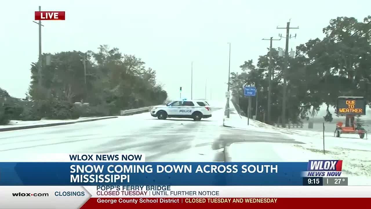 Snow falls across South Mississippi, icy conditions cause bridges to close