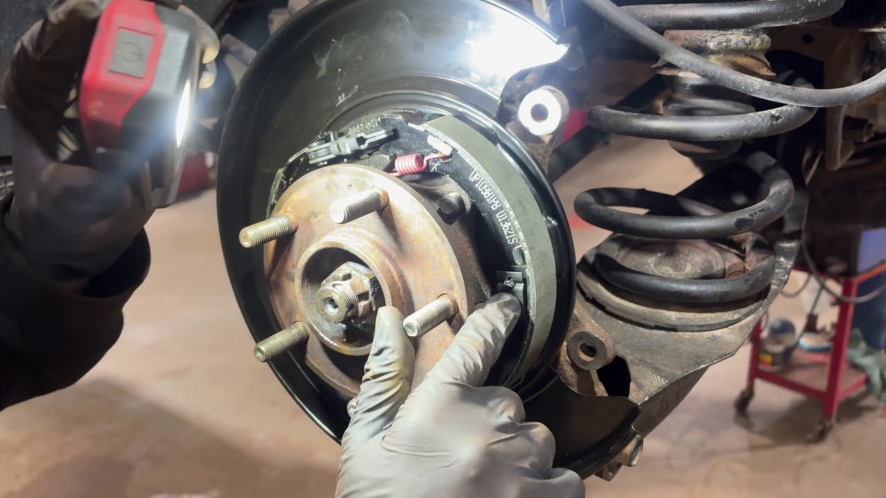 2013 Kia Sorento Rear Backing Plate Replacement Parking Brake