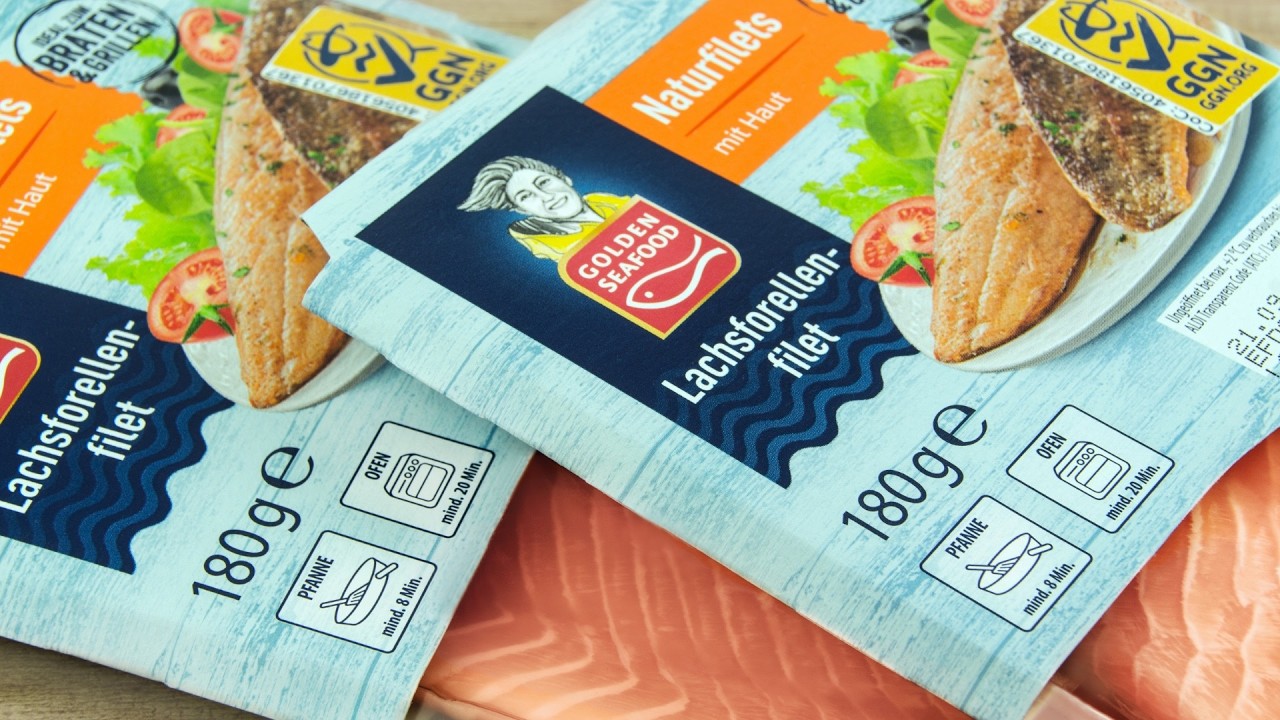 Walmart Vs. Aldi: Which Is The Best Place To Buy Seafood?