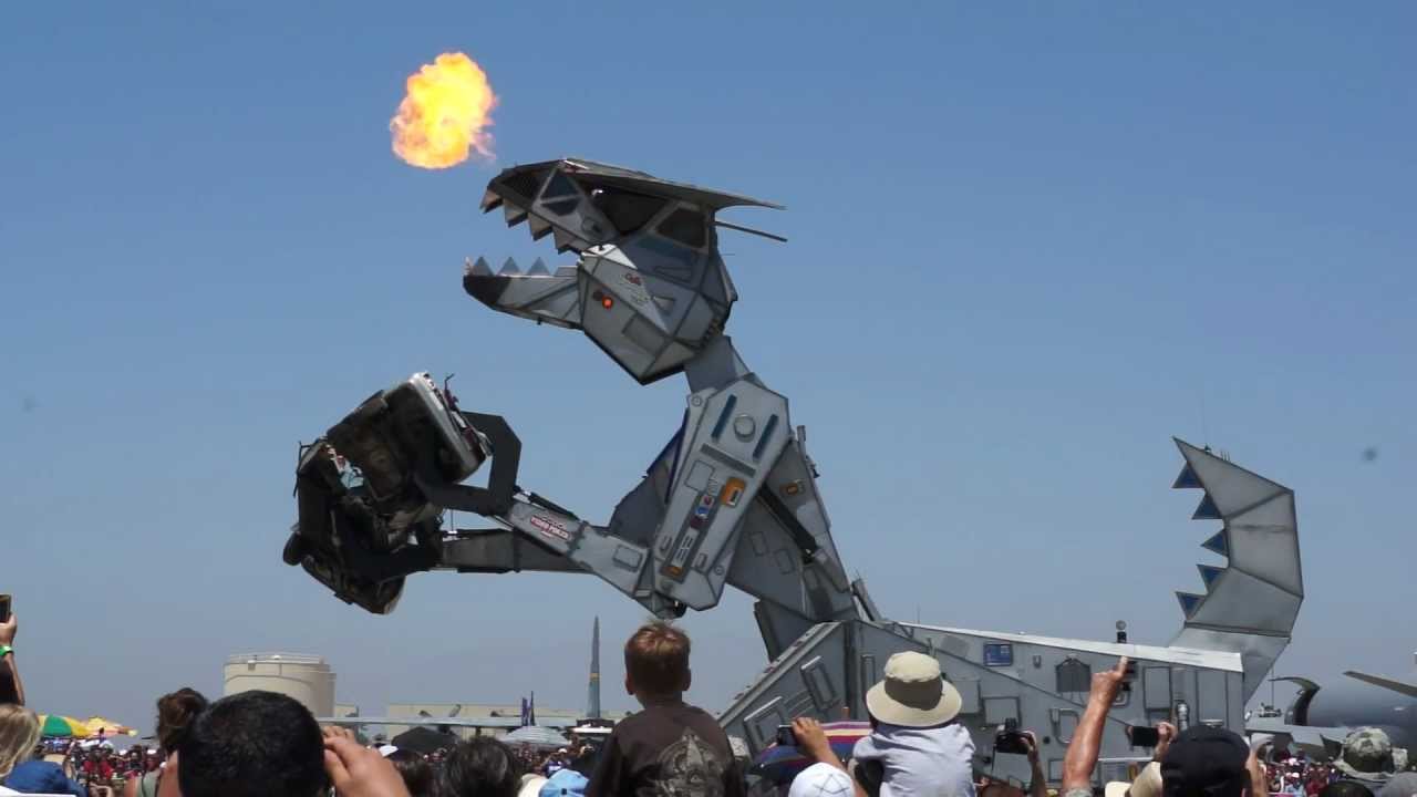 Robosaurus eating car