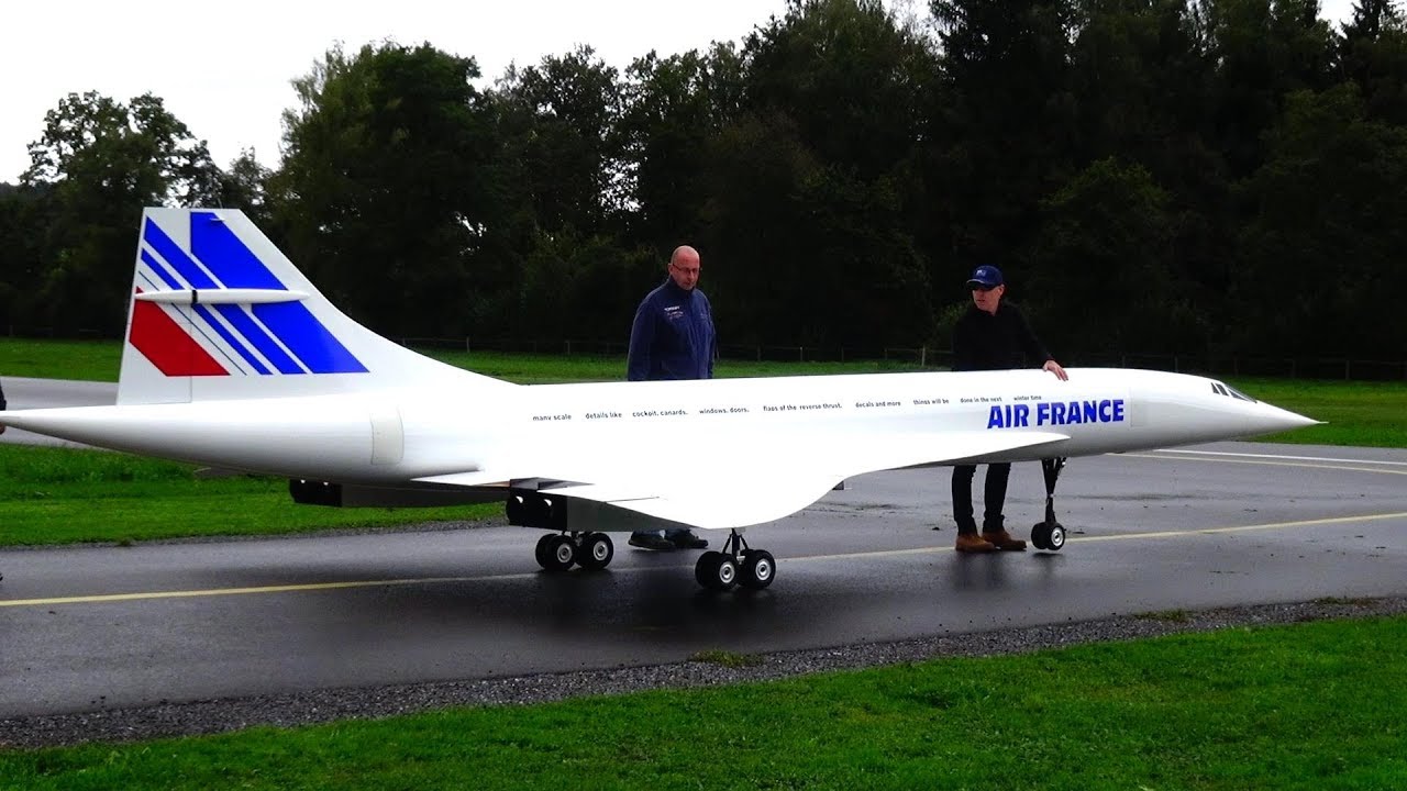 Super Gigantic RC Concorde 4x Turbine model Airplane 140KG