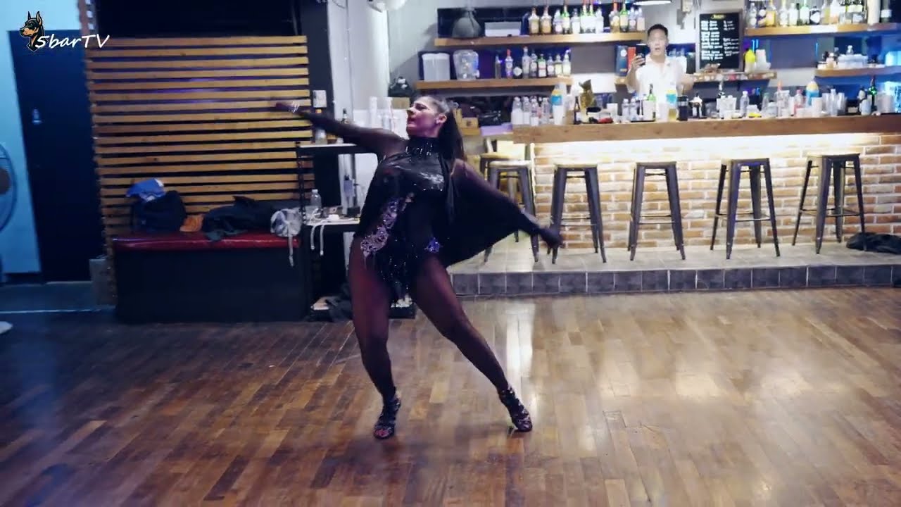 Barbara Jimenez Timba ladystyling Solo performance @ TIMBACHATA PARTY with Barbara Jimenez