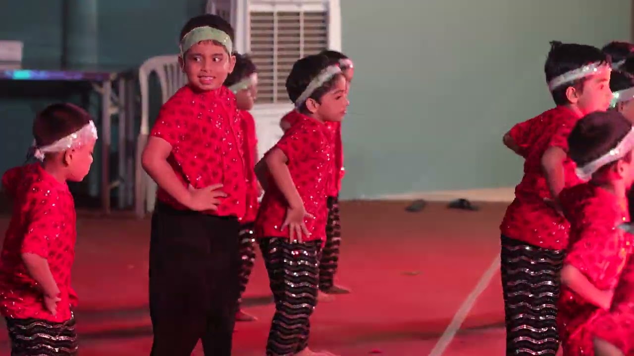 Ithiri Chakara Nulli LKG & UKG Boys
