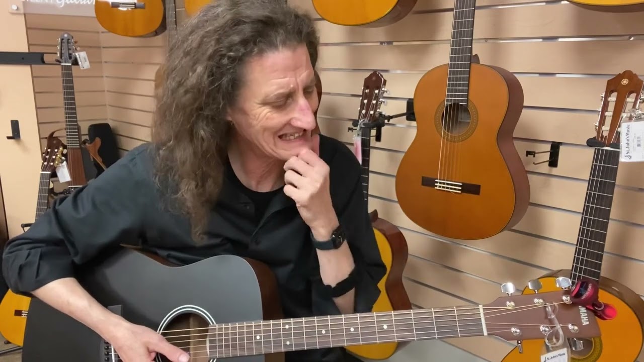 Yamaha F400 Acoustic Guitar