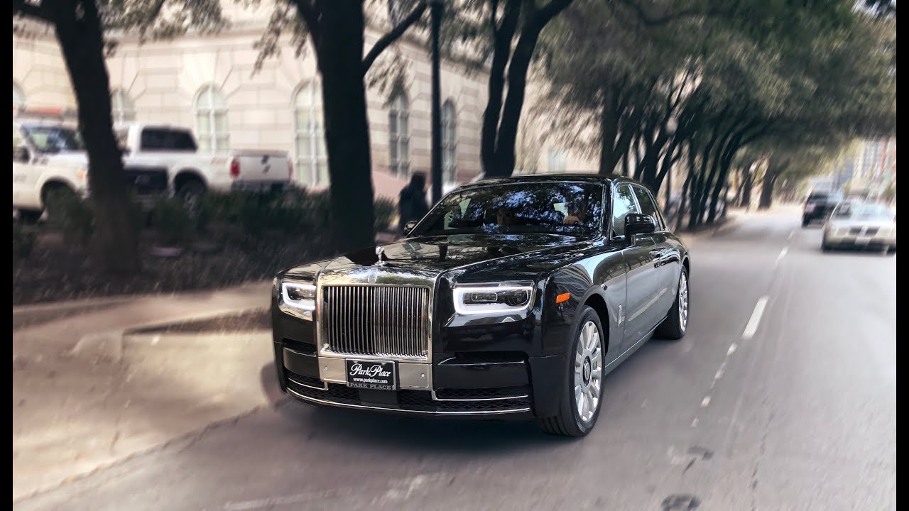2018 Rolls Royce Phantom (Slo-mo and Music)