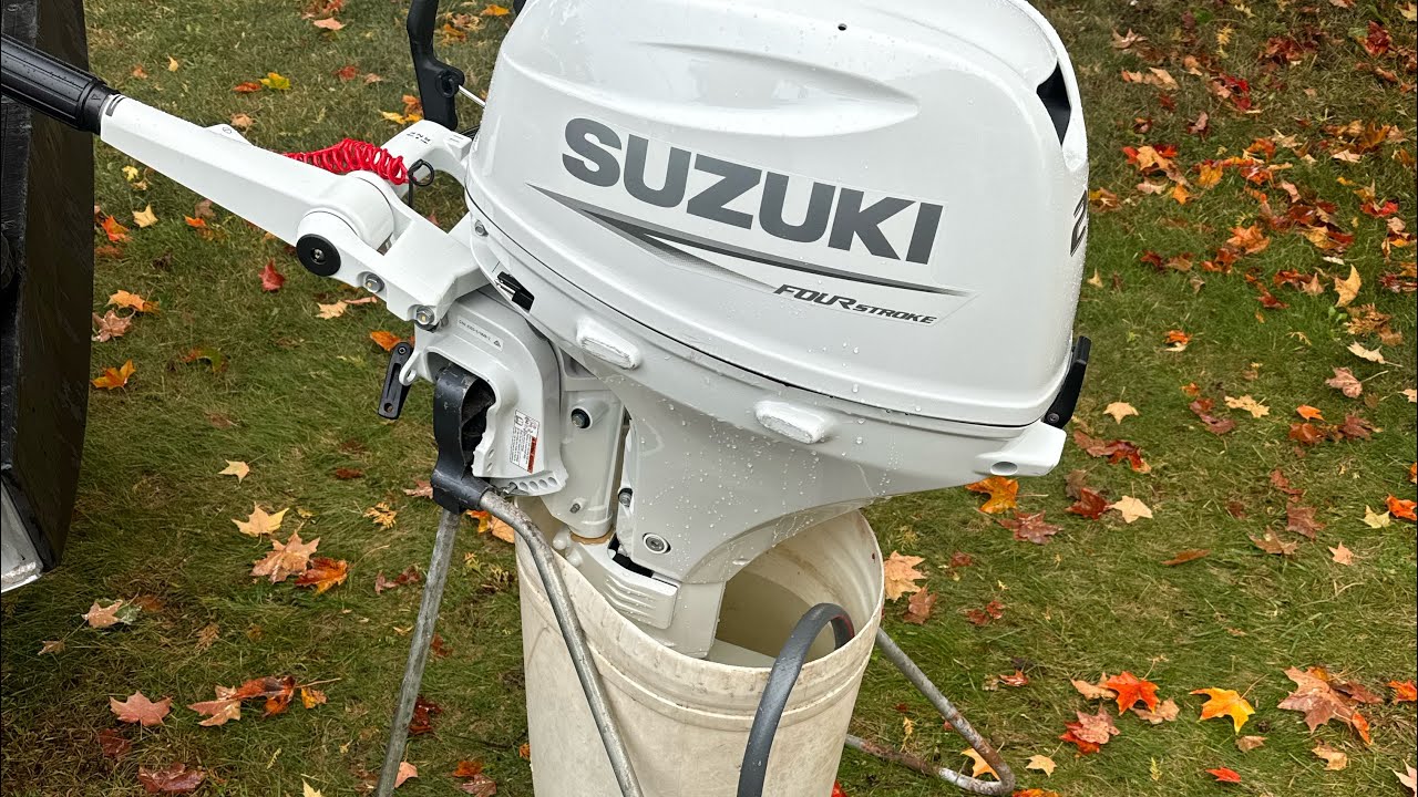 Suzuki DF20 Short Shaft Outboard unboxing, set up and first fire up and break in
