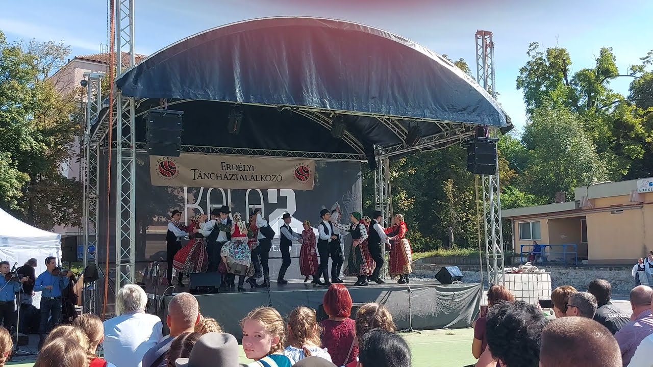 Szucsági táncok - a Gereben fellépése az Erdélyi Táncháztalálkozón 2021 szeptember 11-én
