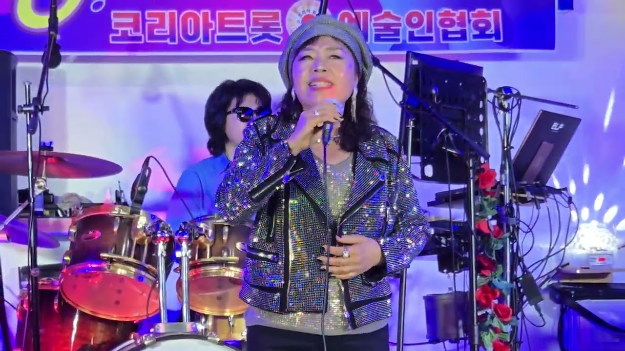 시인가수심현정/ 길 (원곡우연히)