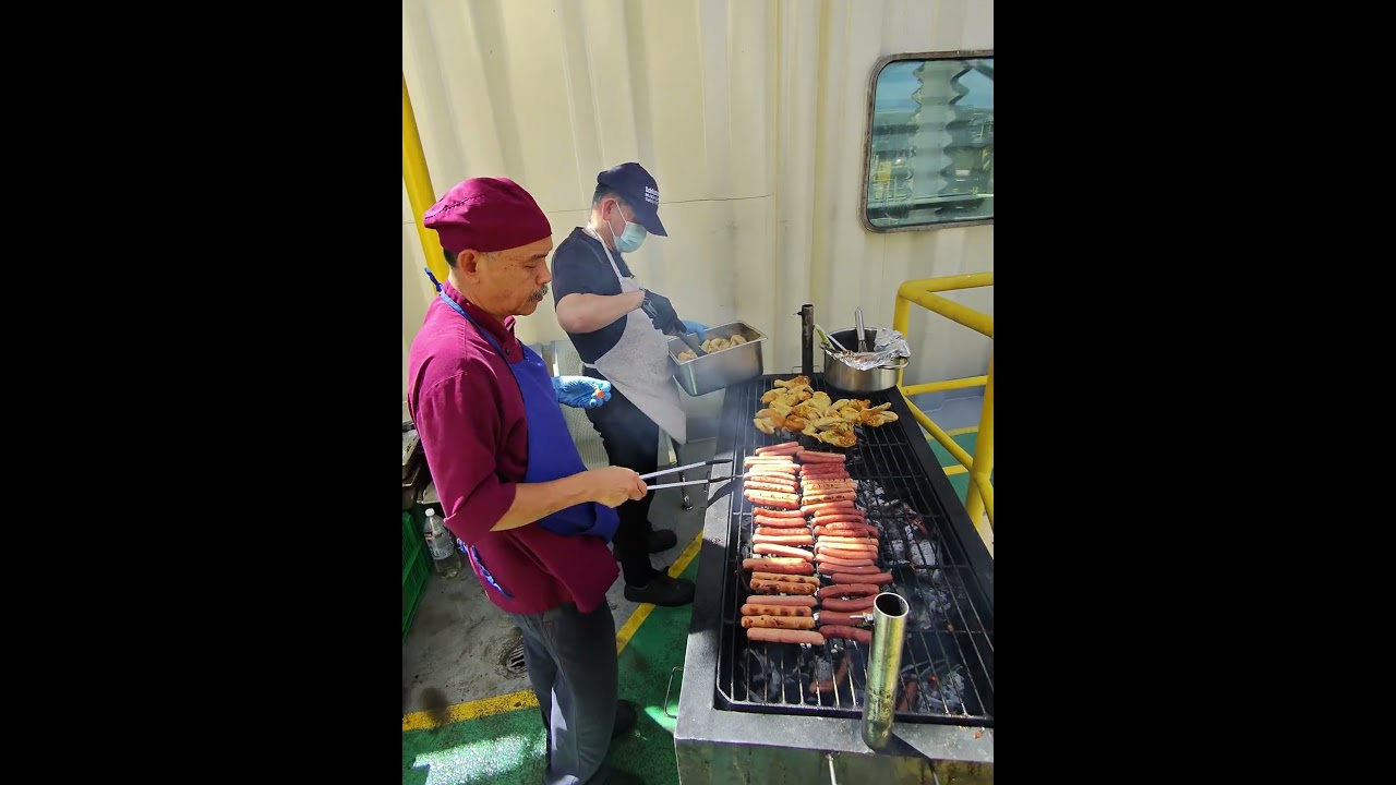 BBQ on board Jack Up Drilling Rig  #rigmove #offshore #jackup