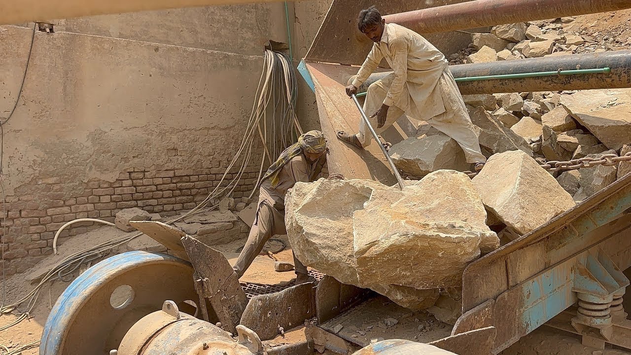 😱☠️World’s Largest Rock Crusher Machine |  Jaw Crushing Process