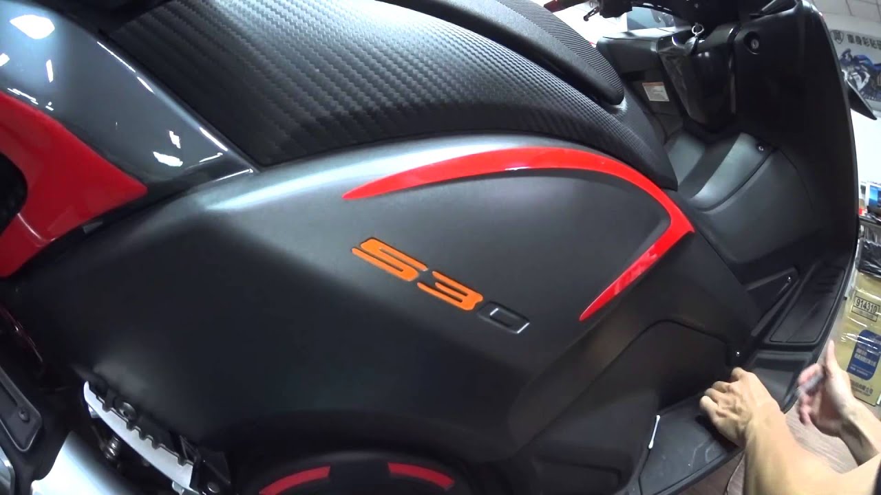【無名彩貼~49】TMAX 530 反光滿版貼 -  施工示範