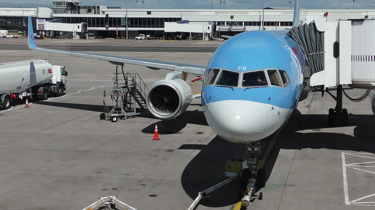 TRIPREPORT | TUI Airways Boeing 757-200 | EXTRA LEGROOM SEATS | Glasgow to Lanzarote