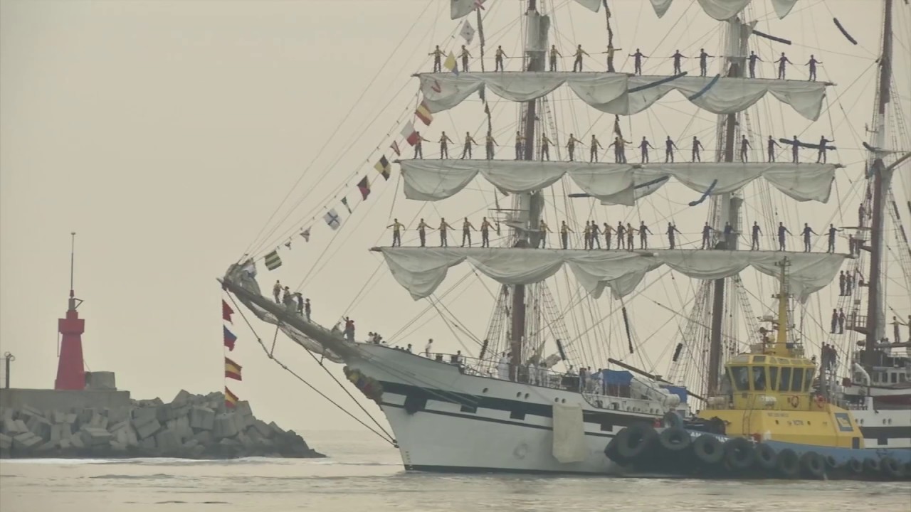Llega al puerto de Veracruz buque escuela Sim&oacute;n Bol&iacute;var de la Armada de Venezuela