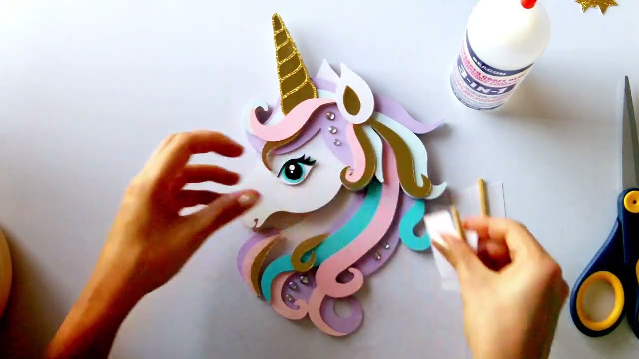 How to Make a Topper for the Front of a Cake - Cake Topper Assembly Tutorial